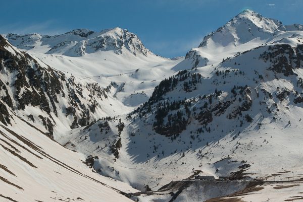 Comment bien choisir sa résidence dans les Pyrénées pour le ski