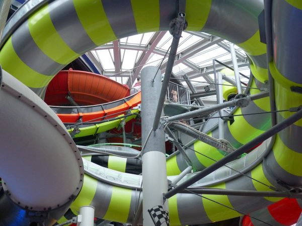 Pourquoi choisir un camping avec un complexe aquatique ?
